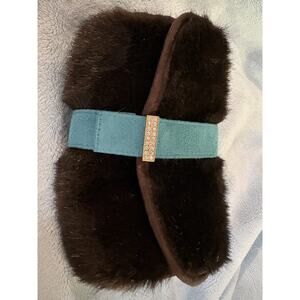 STEPHANIE JOHNSON ROLL UP MAKE UP BAG. FAUX FUR OUTER LAYER.DETACHABLE BAG.